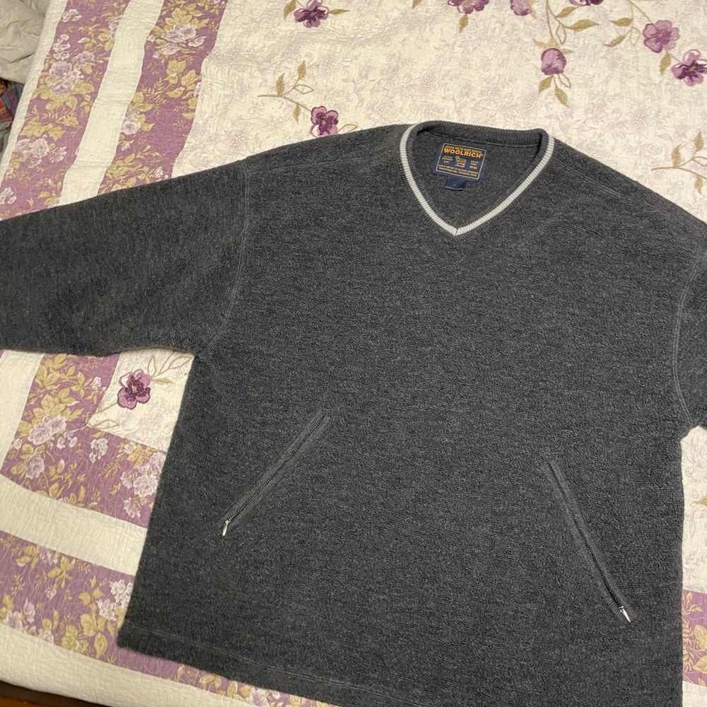 Mens wool rich sweater size large